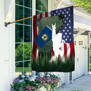 Bigfoot Sasquatch Vermont American Flag TPT1006F