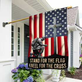 Memorial Day FLAGWIX  Veteran Kneeling Christ Cross American Flag MLN2286F