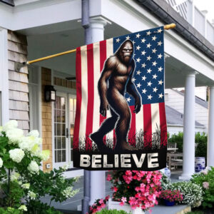 Bigfoot Believe American Flag MLN2483F