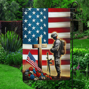 Memorial Day FLAGWIX  Veteran Flag Remembrance Veteran Standing Before The Cross Patriotic Flag MLN2439F