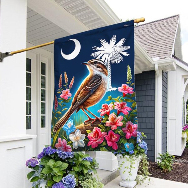 Spring in South Carolina With Local Bird and Blooming Flowers Flag MLN2820F